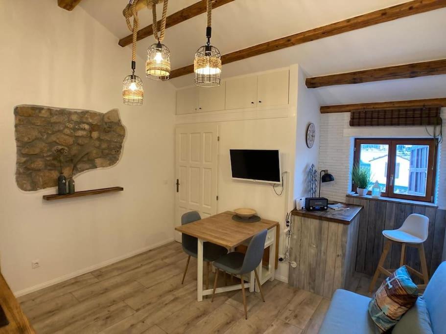 Piccolo Nido Apartment Ровин Екстериор снимка
