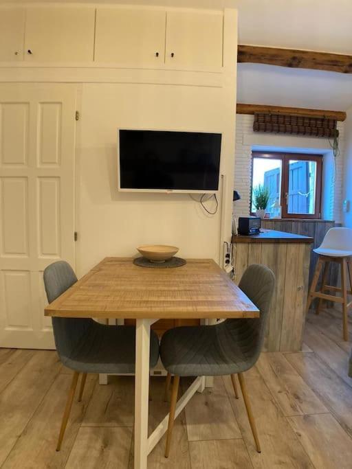 Piccolo Nido Apartment Ровин Екстериор снимка
