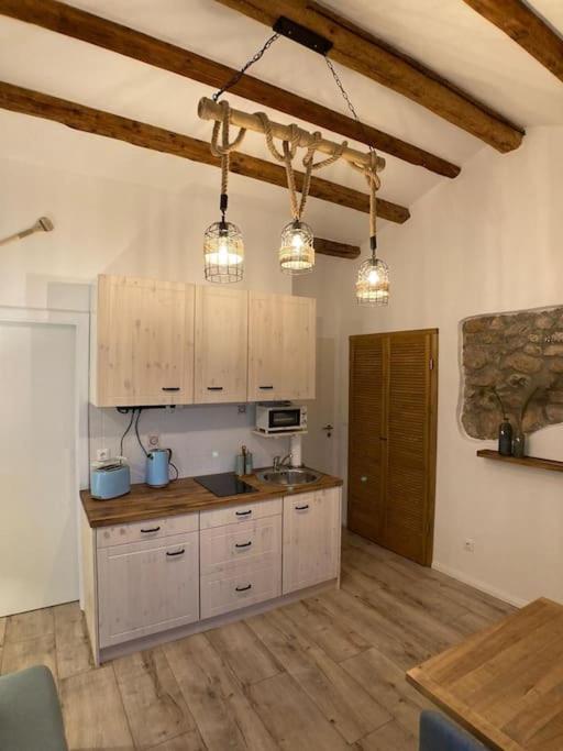 Piccolo Nido Apartment Ровин Екстериор снимка